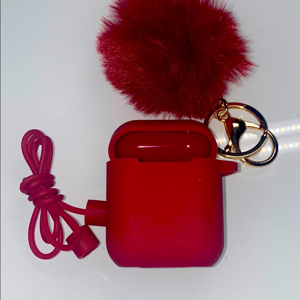 2 Pom Pom AirPod keychain case
